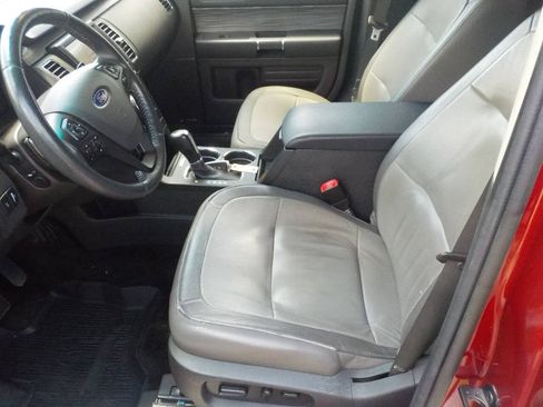 Used 2019 Ford Flex Limited w/ Equipment Group 303A AWD/4WD image 10