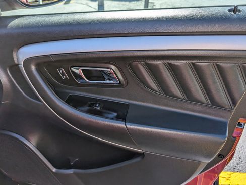 Used 2018 Ford Taurus SEL w/ Equipment Group 201A image 27