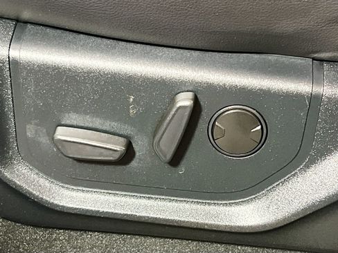 Used 2021 Ford Expedition XLT RWD image 15