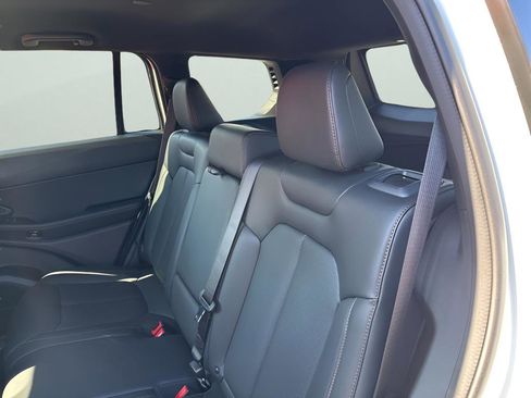 New 2026 Jeep Cherokee Limited image 19