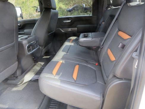 Used 2022 GMC Sierra 2500 AT4 w/ Gooseneck/5TH Wheel Package image 29