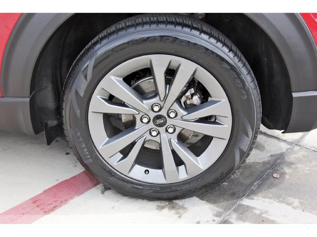 Used 2021 Ford Explorer XLT w/ Equipment Group 202A RWD image 38