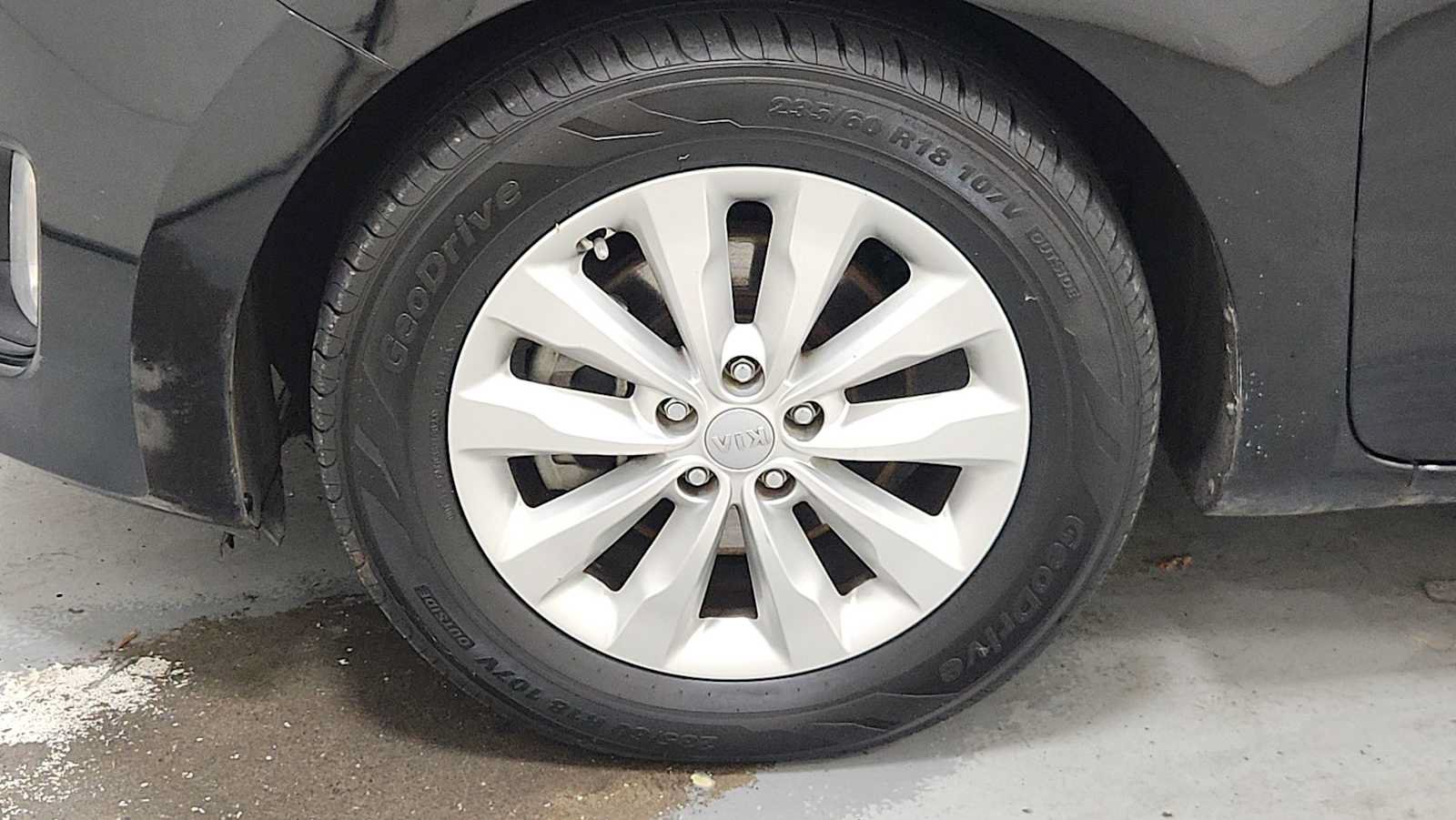Used 2017 Kia Sedona EX FWD image 10