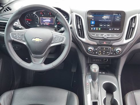 Used 2021 Chevrolet Equinox Premier FWD image 27