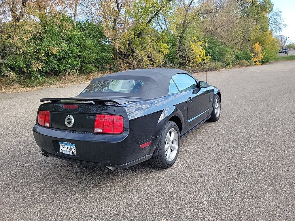 Used 2007 Ford Mustang GT Premium RWD image 15