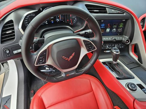 Used 2016 Chevrolet Corvette Z06 w/ 3LZ Preferred Equipment Group RWD image 6