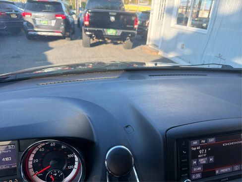 Used 2018 Dodge Grand Caravan GT FWD image 22