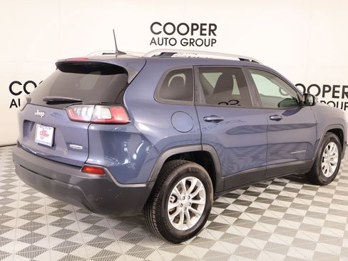 Used 2020 Jeep Cherokee Latitude w/ Cold Weather Group image 20