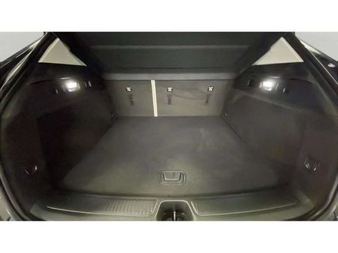 Used 2024 Buick Envision Avenir AWD/4WD image 17