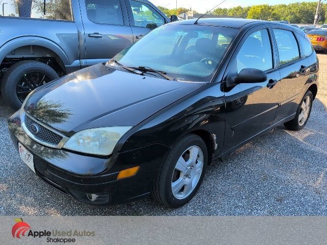 Used 2007 Ford Focus SES FWD image 2