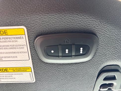 Used 2021 Jeep Wrangler Unlimited Sahara AWD/4WD image 24