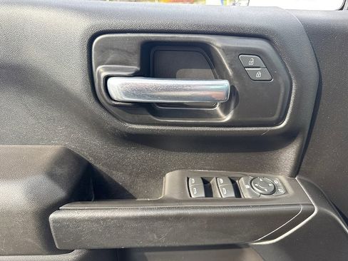 Used 2021 Chevrolet Silverado 1500 Custom w/ Rally Edition image 19