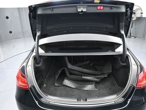 Used 2022 Mercedes-Benz C 300 Sedan w/ Exclusive Trim Package image 41