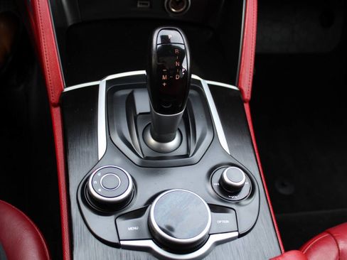 Used 2018 Alfa Romeo Stelvio Sport w/ Cold Weather Package image 29