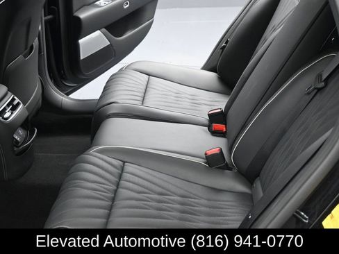 Used 2024 Genesis G90 3.5T AWD/4WD image 20