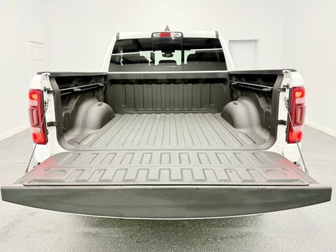 Used 2020 RAM 1500 Big Horn image 11