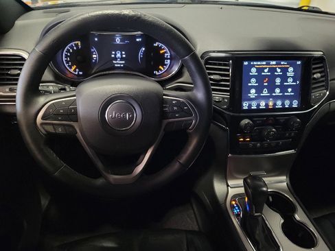 Used 2019 Jeep Grand Cherokee Limited RWD image 22