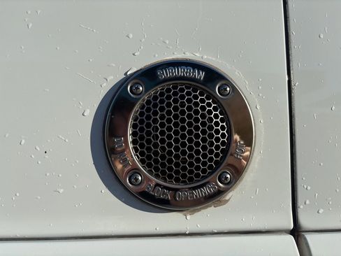 Used 2022 Mercedes-Benz Sprinter 144 Cargo image 13