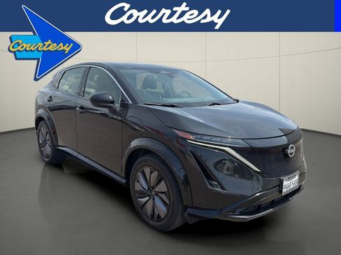 Used 2023 Nissan Ariya FWD image 1