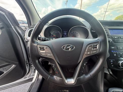 Used 2013 Hyundai Santa Fe GLS w/ Popular Equipment Pkg FWD image 16