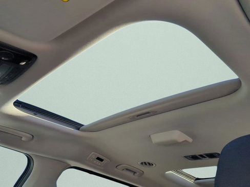 New 2026 Kia Carnival SX Prestige FWD image 18