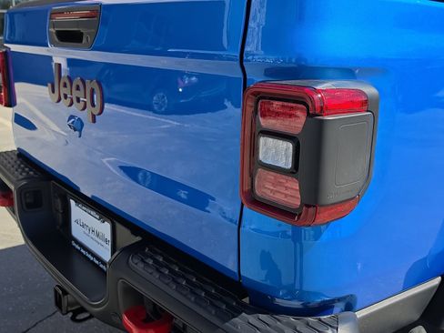 New 2026 Jeep Gladiator Rubicon image 10