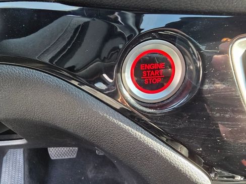 Used 2022 Honda Pilot Black Edition image 26