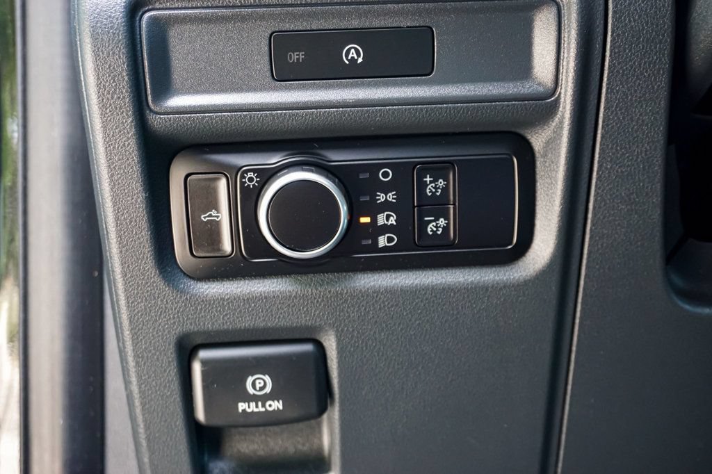 Used 2025 Ford F150 XL RWD image 57