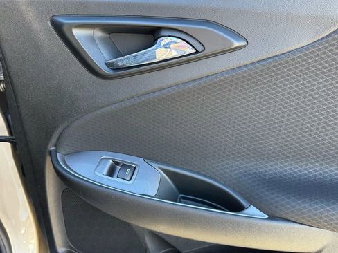 Used 2022 Chevrolet Malibu RS image 19