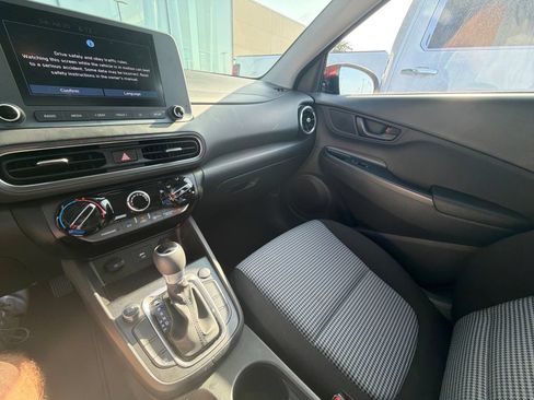 Used 2023 Hyundai Kona SE w/ Cargo Package AWD/4WD image 17