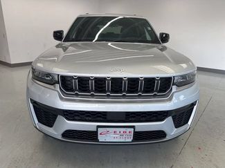 New 2026 Jeep Grand Cherokee Limited w/ Trailer Tow Package AWD/4WD video 2