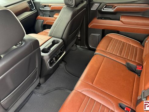Certified 2024 GMC Sierra 1500 Denali Ultimate AWD/4WD image 13