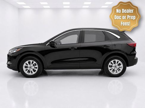 Used 2024 Ford Escape Active AWD/4WD image 3