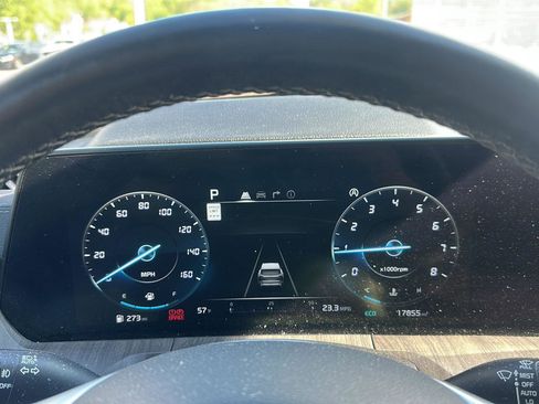 Used 2025 Kia Telluride SX Prestige AWD/4WD image 14