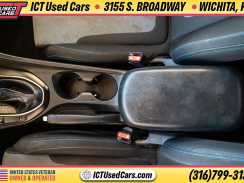 Used 2019 Hyundai Veloster 2.0 FWD image 24