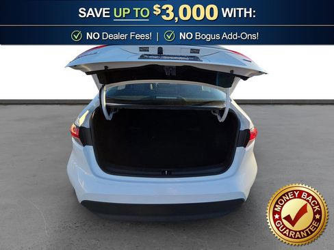 Used 2024 Toyota Corolla LE image 24