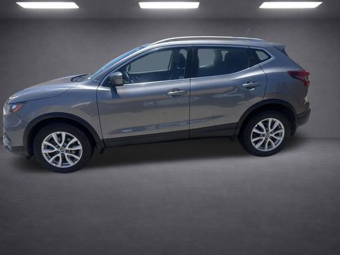 Used 2021 Nissan Rogue Sport SV FWD image 7