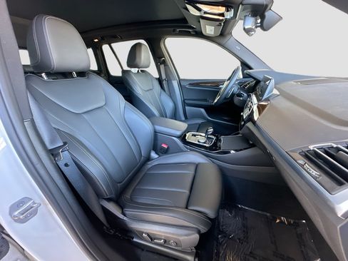 Used 2024 BMW X3 sDrive30i w/ Convenience Package RWD image 28