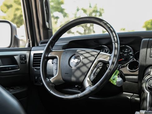 Used 2009 HUMMER H2 Luxury AWD/4WD image 52