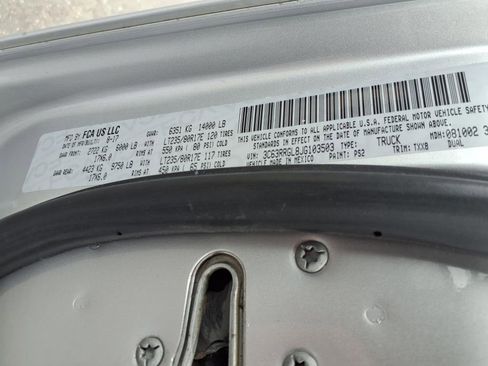 Used 2018 RAM 3500 Tradesman w/ Protection Group image 10