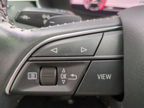 Used 2019 Audi Q8 Premium Plus w/ Premium Plus image 26