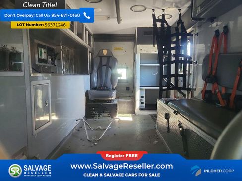Used 2017 Ford F550 4x4 SuperCab Super Duty image 13