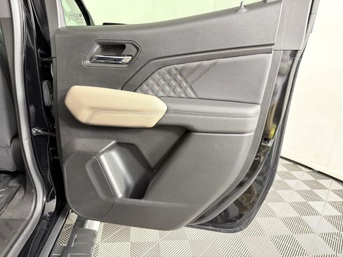 Used 2024 GMC Canyon Denali AWD/4WD image 14