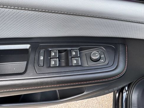 Used 2024 Volkswagen Atlas Peak Edition SE AWD/4WD image 13