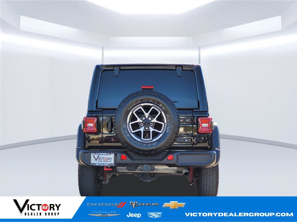 Used 2024 Jeep Wrangler Unlimited Rubicon AWD/4WD image 5