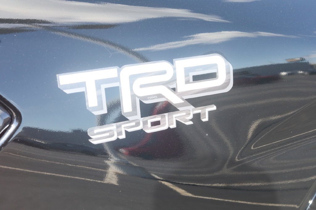 Used 2025 Toyota Tacoma TRD Sport AWD/4WD image 31