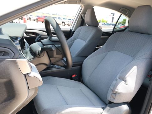 Used 2025 Toyota Camry LE w/ Convenience Package FWD image 27