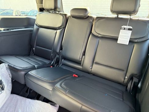 New 2025 Ford Expedition Tremor image 8