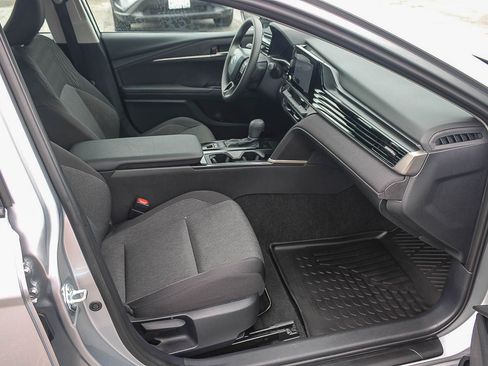 Used 2026 Toyota Camry LE FWD image 18