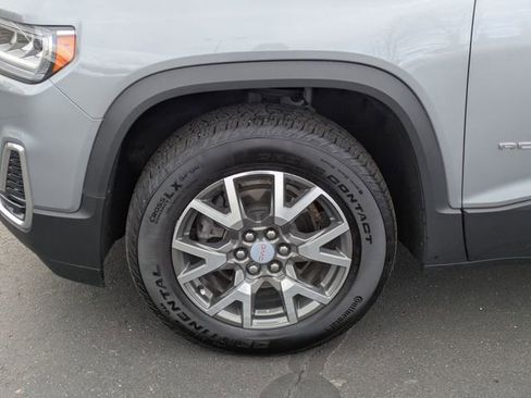 Used 2023 GMC Acadia SLE w/ Driver Convenience Package image 10